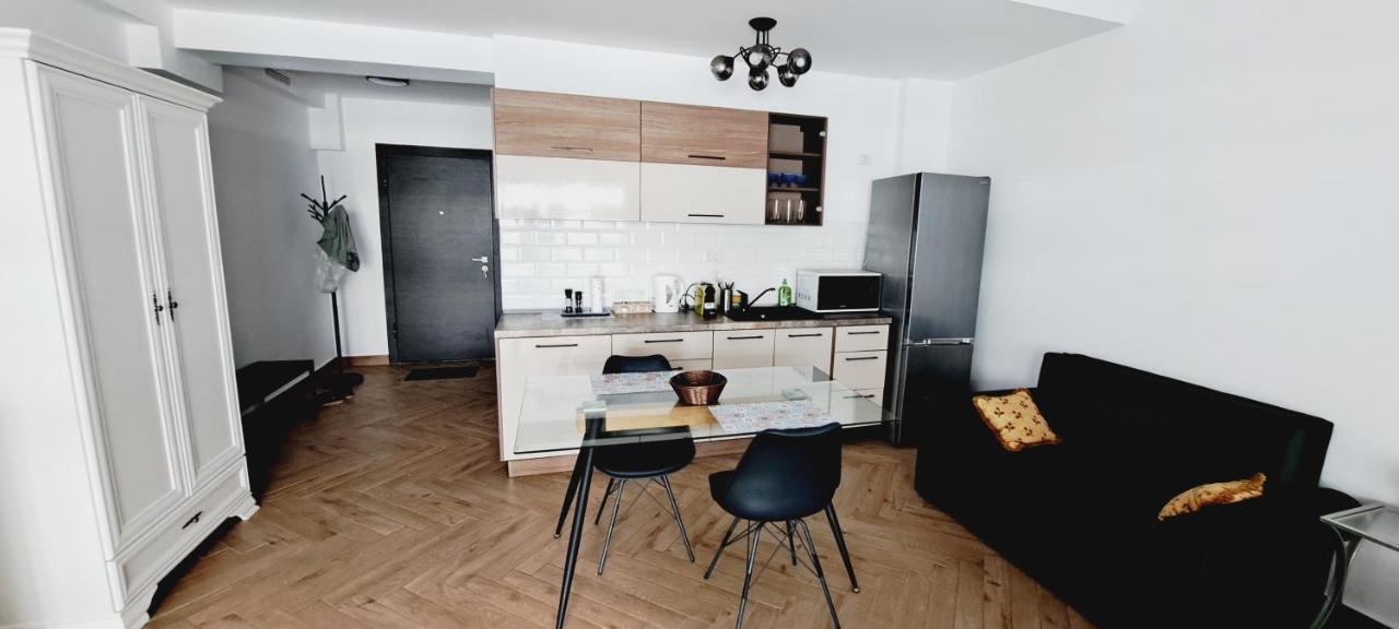 Mamaia Nord Studio La 10 M De Plaja Langa Cluburi Esterno foto